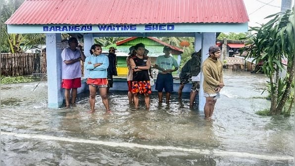 Tens of thousands flee homes as Super Typhoon Rai slams into Philippines