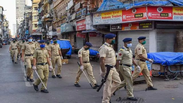 Mumbai bans big gatherings for two days after three cases of Omicron variant detected; Maharashtra’s tally climbs to 17 Mumbai bans big gatherings for two days after three cases of Omicron variant detected; Maharashtra’s tally climbs to 17