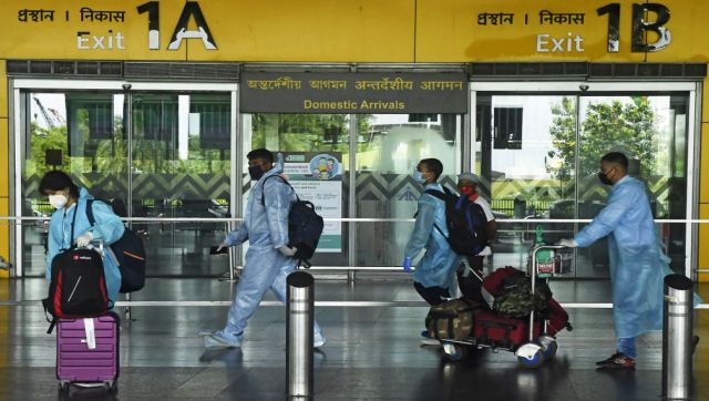 India's new rules for international flyers kick in from today as new COVID-19 variant Omicron spreads India's new rules for international flyers kick in from today as new COVID-19 variant Omicron spreads