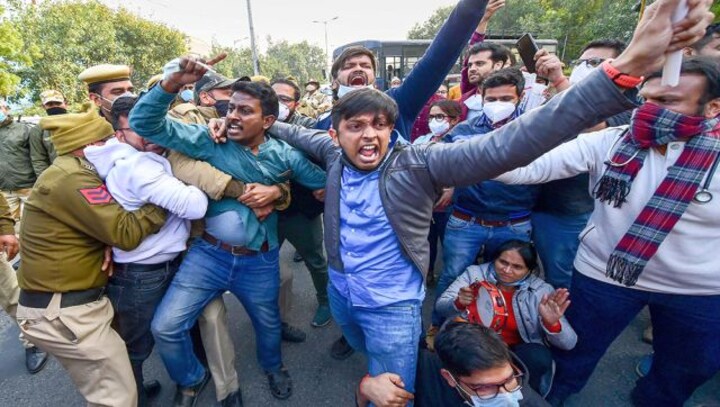 NEET-PG issue: Health services likely to be hit in Maharashtra as resident doctors to go on strike from Friday