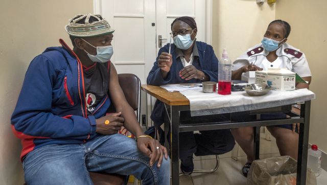 Omicron vs Delta: Battle of COVID-19 variants rages across the world Omicron vs Delta: Battle of COVID-19 variants rages across the world