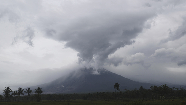 Indonesia volcano: 27 still missing after volcanic eruption kills 15 Indonesia volcano: 27 still missing after volcanic eruption kills 15