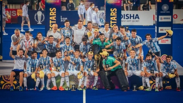 Junioren-Hockey-WM 2021 der Männer: Der Hattrick von Latro Doman besiegt Deutschland und gewinnt den 2. Titel.