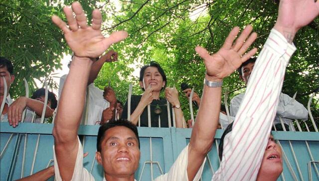 Who is Aung San Suu Kyi? A look at Myanmar's ousted leader's political life Who is Aung San Suu Kyi? A look at Myanmar's ousted leader's political life