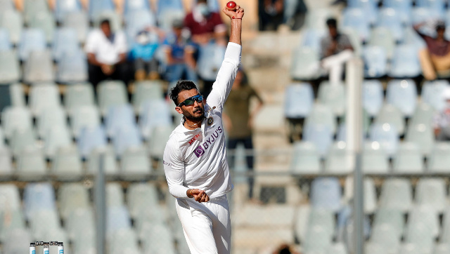 India vs Sri Lanka: Fit-again Axar Patel replaces Kuldeep Yadav in hosts' squad for second Test India vs Sri Lanka: Fit-again Axar Patel replaces Kuldeep Yadav in hosts' squad for second Test