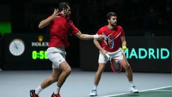 Davis Cup: Novak Djokovic's season over with Serbia beaten by Croatia