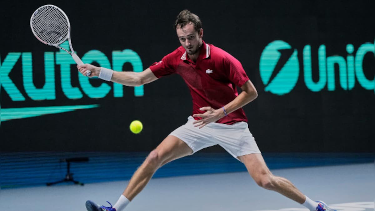 Davis Cup: Daniil Medvedev leads the way as Russia defeat Sweden to enter second successive semi-final