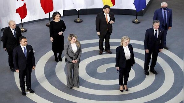 G7 meeting: UK seeks unity against 'global aggressors' Russia, China, Iran