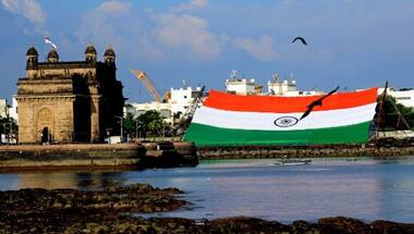 Navy Day: A theatrical celebration of Indian maritime history, naval spirit and strategy at sea