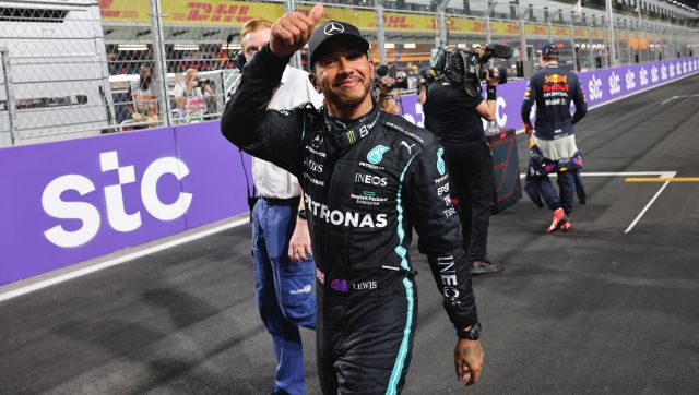 Saudi Arabian Grand Prix: Lewis Hamilton on pole as Max Verstappen hits wall in 'terrible' crash Saudi Arabian Grand Prix: Lewis Hamilton on pole as Max Verstappen hits wall in 'terrible' crash