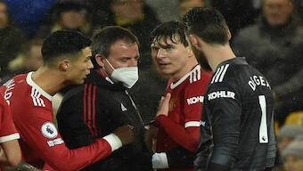 Premier League: Victor Lindelof breathing difficulties not Covid related, says Manchester United