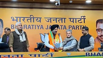 Top Shiromani Akali Dal leader Manjinder Singh Sirsa joins BJP ahead of Punjab Assembly polls