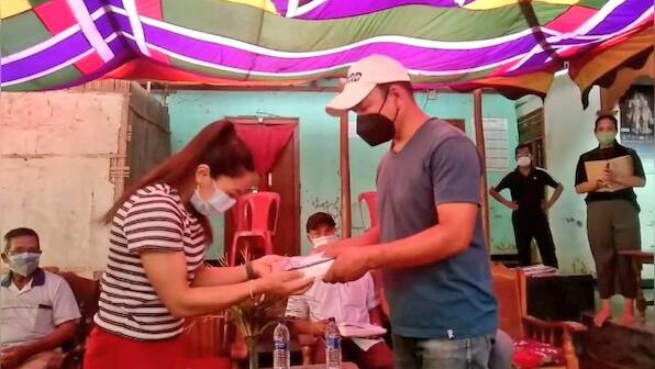 As 2021 ends, a look at some of headlines that gave joy and hope to people