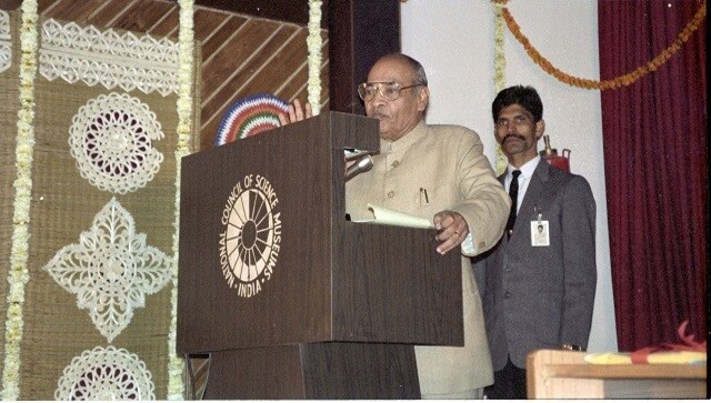 PV Narasimha Rao death anniversary: Nitin Gadkari, Hardeep Singh Puri pay tribute to former prime minister PV Narasimha Rao death anniversary: Nitin Gadkari, Hardeep Singh Puri pay tribute to former prime minister