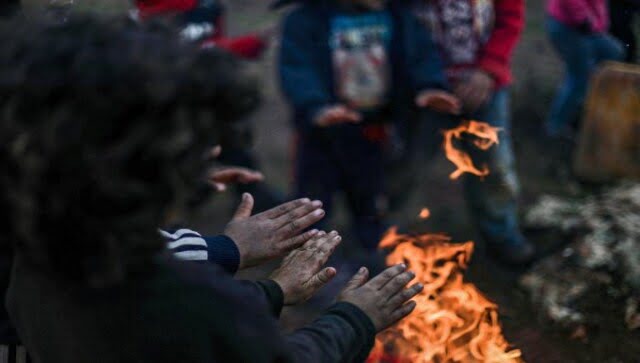 Syrians risk suffocation, respiratory diseases to stay warm as brutal winter hits camps Syrians risk suffocation, respiratory diseases to stay warm as brutal winter hits camps