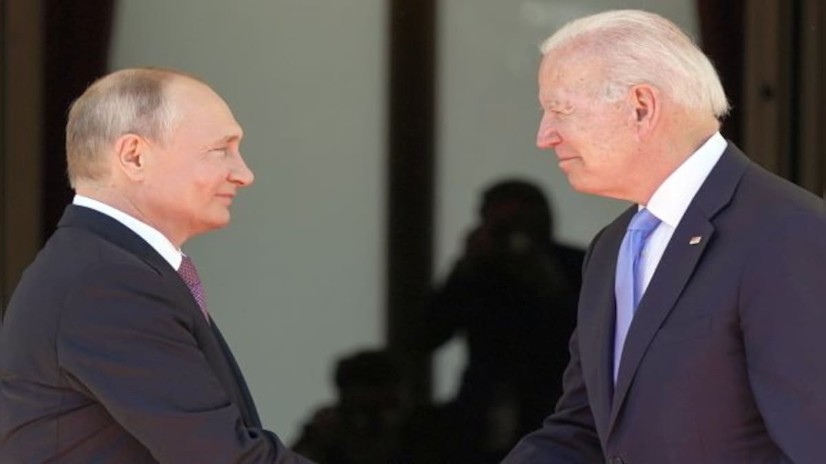 Ukraine tensions: Vladimir Putin warns Joe Biden that new sanctions could rupture ties between US-Russia