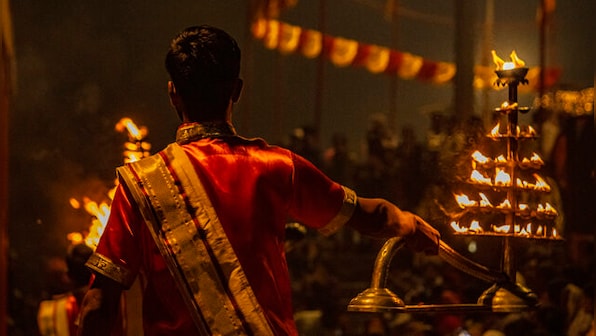 Kashi: The oldest surviving city holds the essence of religion and all possible panths