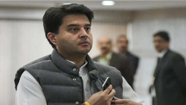 Defence ministry has allotted 14 additional slots to Pune airport, says Union Minister Jyotiraditya Scindia Defence ministry has allotted 14 additional slots to Pune airport, says Union Minister Jyotiraditya Scindia