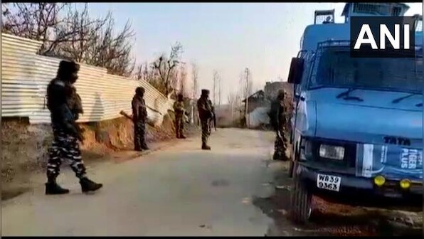 Jammu and Kashmir: Unidentified militant gunned down by security forces in Shopian