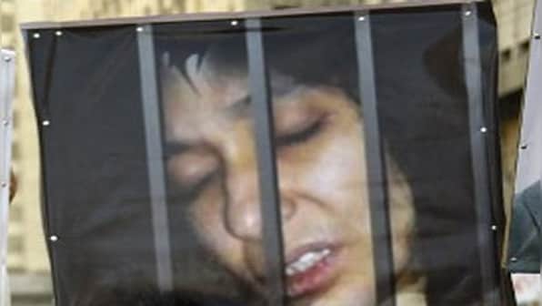 Meet Aafia Siddiqui, Pakistani serving 86-year sentence who the Texas siege gunman demanded be freed