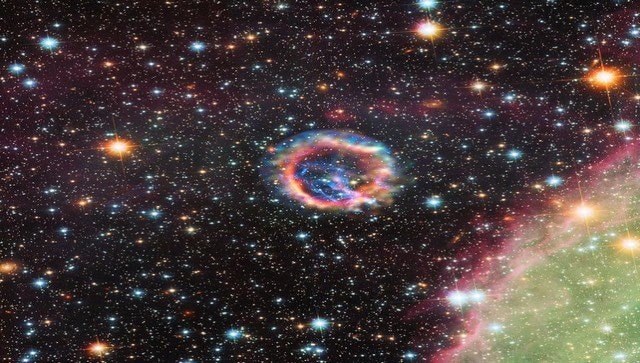 La NASA publie une image d’une explosion d’étoiles massives ;  les internautes sont restés stupéfaits – Technology News, Firstpost