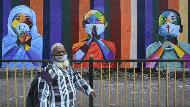 Omicron tally in India rises to 1,700; total COVID-19 cases sees sharp spike with 33,750 fresh infections Omicron tally in India rises to 1,700; total COVID-19 cases sees sharp spike with 33,750 fresh infections