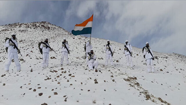 Watch: ITBP personnel perform yoga at over 22,000 feet ahead of International Yoga Day Watch: ITBP personnel perform yoga at over 22,000 feet ahead of International Yoga Day