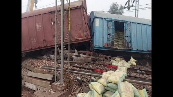 Goods train derails in Vrindavan, affects rail traffic between Mathura and Delhi
