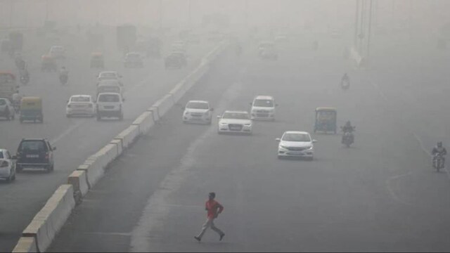 At 271, Mumbai records 'poor' AQI; air quality dips to severe in parts of city At 271, Mumbai records 'poor' AQI; air quality dips to severe in parts of city