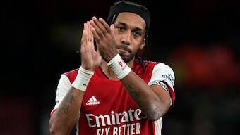 Pierre-Emerick Aubameyang finally joins Barcelona with break clause in 2023