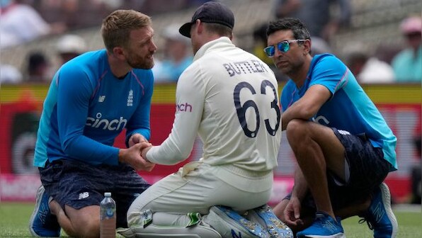 Ashes 2021-22: Jos Buttler to return home with fractured finger