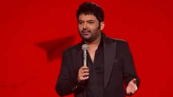 Internet calls out Kapil Sharma for using teleprompter to host The Kapil Sharma Show, fans jump to rescue