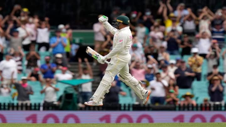 Ashes 2021-22: Usman Khawaja back to haunt England with Sydney ton as Australia dominate