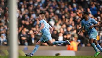Premier League: Manchester City sink Chelsea to close in on title, Coutinho denies Manchester Utd