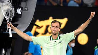 Australian Open 2022: Medvedev mounts astonishing comeback to reach last four; Tsitsipas too romps into semis