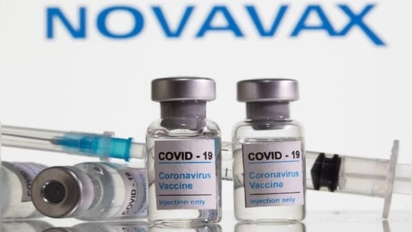 FDA advisers back Novavax COVID-19 shots as fourth US option