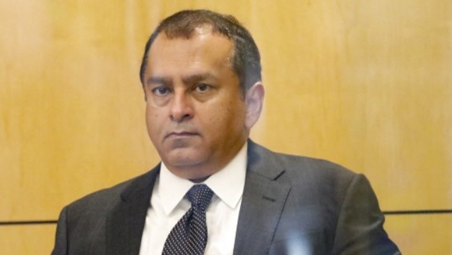 Elizabeth Holmes blames ex-boyfriend for Theranos downfall: All you need to know about Ramesh Balwani Elizabeth Holmes blames ex-boyfriend for Theranos downfall: All you need to know about Ramesh Balwani