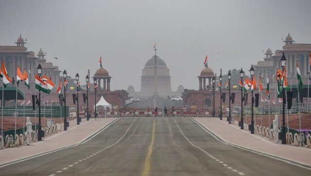 Republic Day 2022 Updates: Grand flypast by IAF craft wows spectators; celebrations continue Republic Day 2022 Updates: Grand flypast by IAF craft wows spectators; celebrations continue