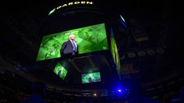 10-time NBA champion and Celtics legend Sam Jones passes away at 88