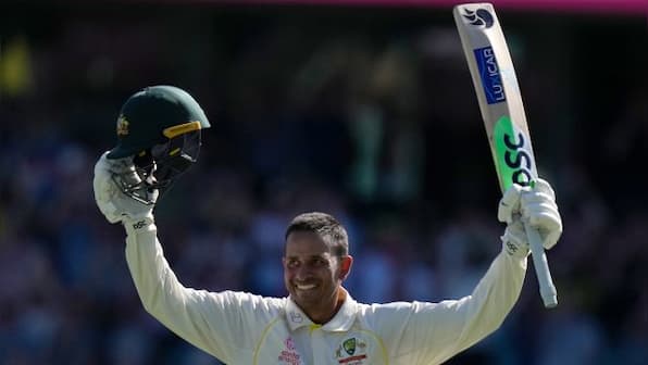 Ashes 2021-22: Usman Khawaja torments England again as Australia chase 4-0 series lead