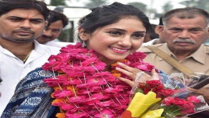 Ahead of Uttar Pradesh polls, Raebareli Sadar MLA Aditi Singh resigns from Congress