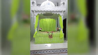 Pakistan: Hindus from India, US, UAE pray at 100-yr-old Maharaja Paramhans Ji mandir