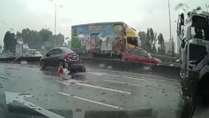 Watch: Motorcyclist crashes right in front of oncoming truck; see what happens next