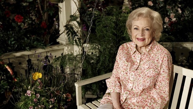 Betty White suffered a stroke six days prior to her death, health officials reveal Betty White suffered a stroke six days prior to her death, health officials reveal