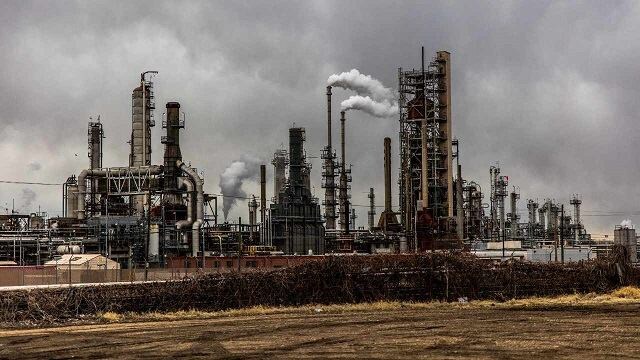 Impact of 'throwaway economy' on planet-warming emissions thwarting climate goals, says report Impact of 'throwaway economy' on planet-warming emissions thwarting climate goals, says report