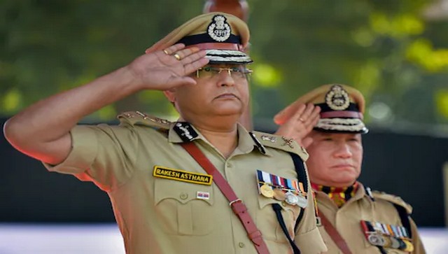 Man uses Delhi Police chief's pic to threaten advocate; FIR registered Man uses Delhi Police chief's pic to threaten advocate; FIR registered