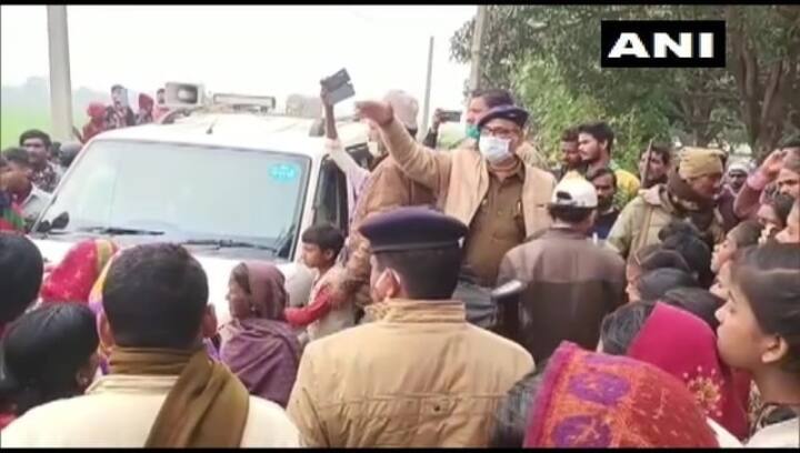 Champaran: Bihar minister's son open fires gun to scare away children, thrashed by villagers