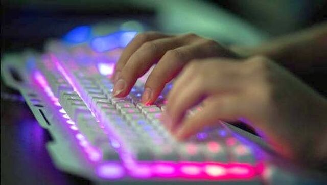 'Bulli Bai' row: After Bengaluru engineering student's arrest, Mumbai Police detain woman believed to be 'mastermind' of the app 'Bulli Bai' row: After Bengaluru engineering student's arrest, Mumbai Police detain woman believed to be 'mastermind' of the app