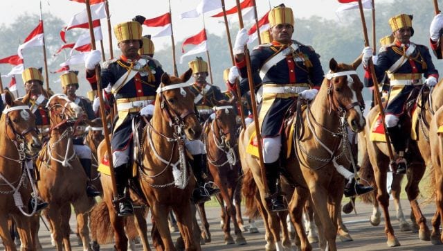 PM Narendra Modi Bids Farewell to Virat, the Horse of President's