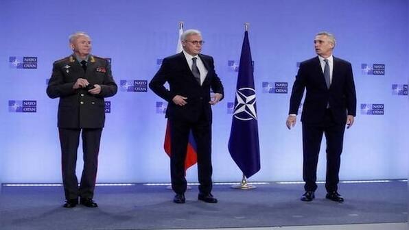 NATO, Russia to hold more high-level talks despite tensions over Moscow's military buildup near Ukraine